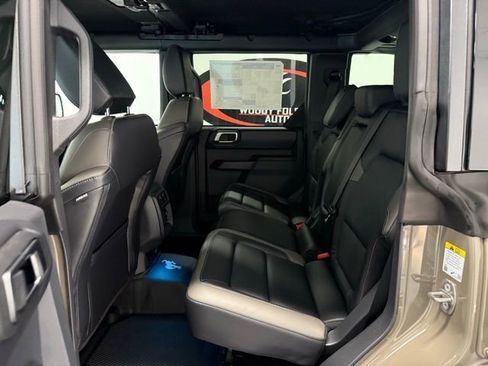 New 2025 Ford Bronco Outer Banks image 15