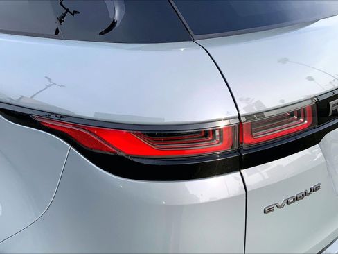 Used 2020 Land Rover Range Rover Evoque First Edition image 26
