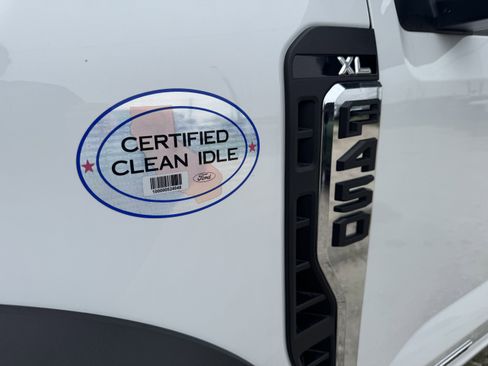 New 2024 Ford F450 XL image 32
