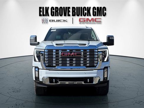 New 2026 GMC Sierra 2500 Denali w/ Denali Reserve Package image 9