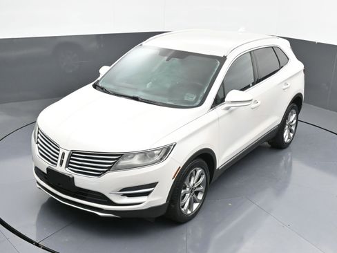 Used 2017 Lincoln MKC Select w/ Select Plus Package image 25