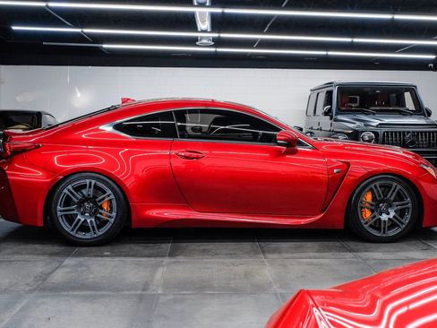 Used 2019 Lexus RC F image 12