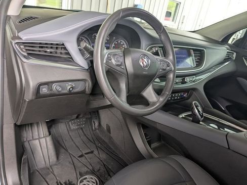 Used 2020 Buick Enclave Essence w/ Sport Touring Edition AWD/4WD image 2