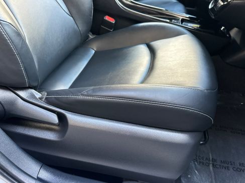 Used 2021 Toyota Prius Prime XLE image 23