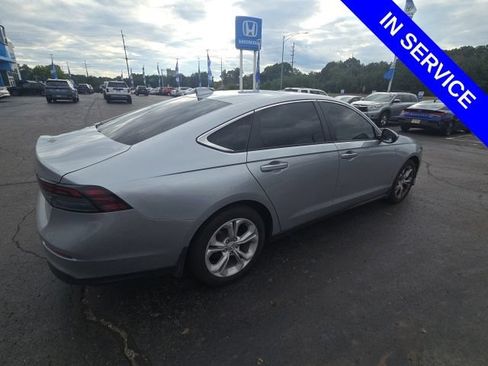 Used 2025 Honda Accord LX image 4
