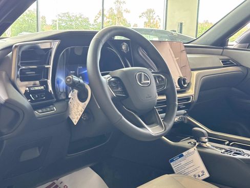Used 2026 Lexus TX 350 AWD w/ Technology Package image 15