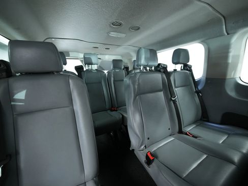 Used 2018 Ford Transit 350 XL image 24