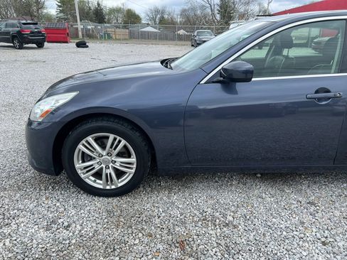 Used 2012 INFINITI G37 x Sedan w/ Premium Pkg image 4