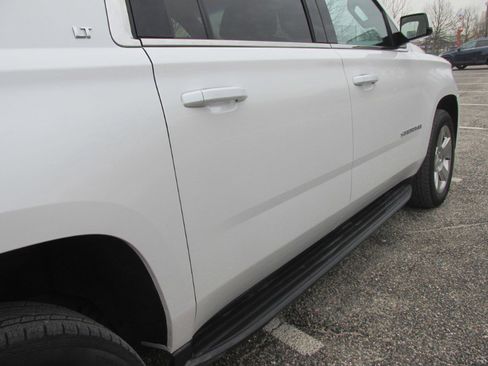 Used 2018 Chevrolet Suburban LT image 94