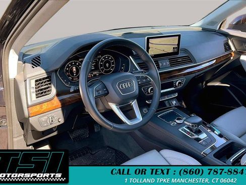 Used 2018 Audi Q5 2.0T Premium Plus w/ Premium Plus Package image 14