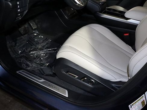 Certified 2025 Acura RDX Base image 24