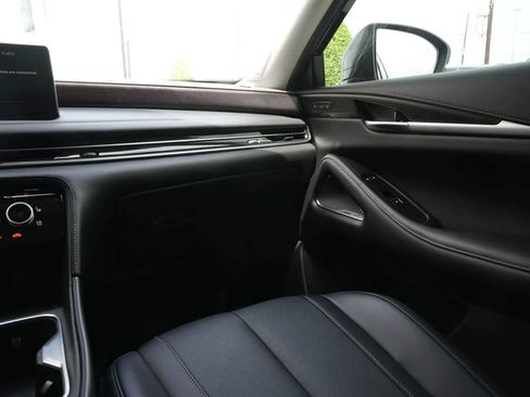 Used 2025 INFINITI QX60 Sensory image 8