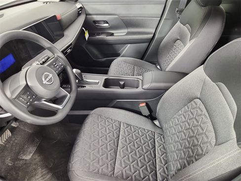 New 2026 Nissan Kicks SV w/ SV Premium Package image 10