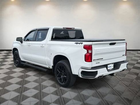 Used 2024 Chevrolet Silverado 1500 RST w/ Z71 Off-Road Package AWD/4WD image 7