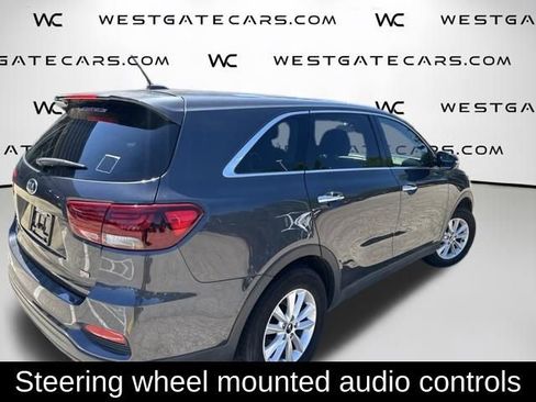 Used 2019 Kia Sorento AWD image 7