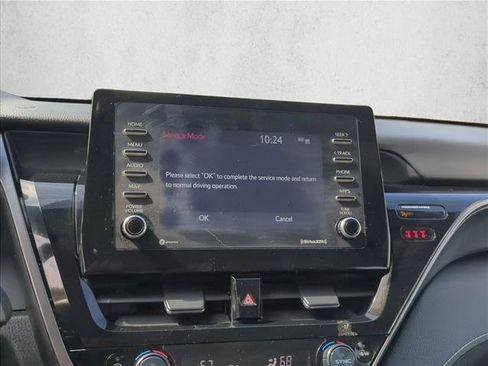 Used 2023 Toyota Camry SE FWD image 18