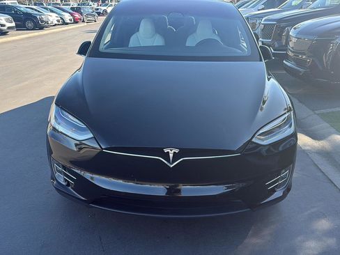 Used 2018 Tesla Model X P100D image 2