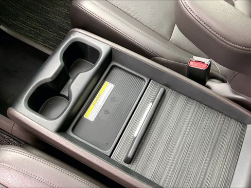 Used 2018 Honda Odyssey Elite image 17