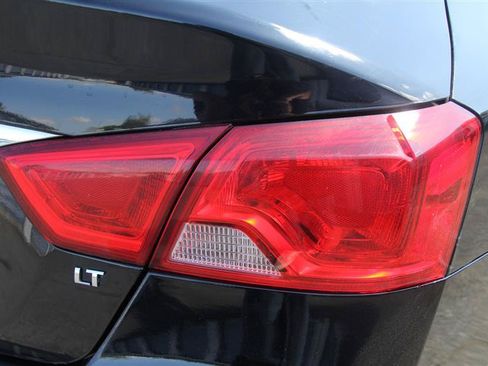 Used 2020 Chevrolet Impala LT FWD image 12