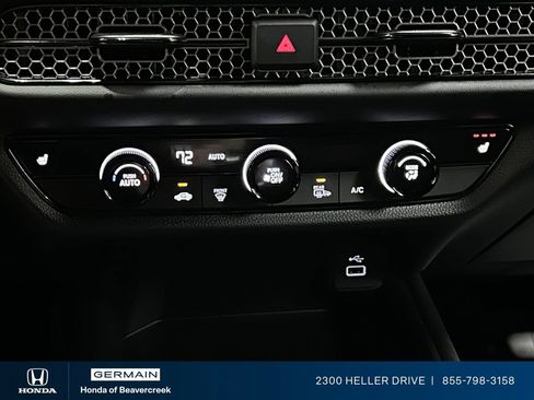 Certified 2025 Honda HR-V Sport image 24