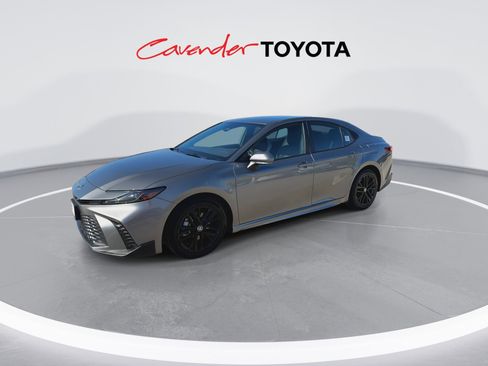 Certified 2026 Toyota Camry SE image 4