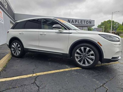 Used 2022 Lincoln Corsair Reserve w/ Equipment Group 201A image 5