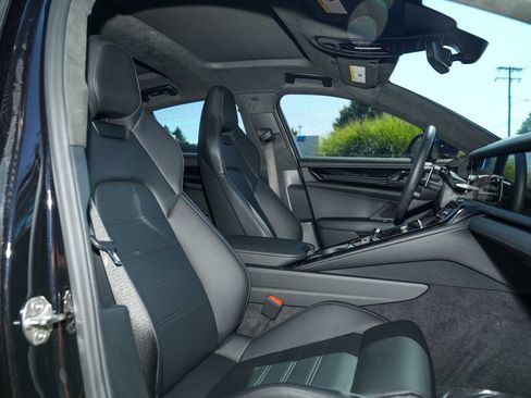 Certified 2026 Porsche Panamera GTS AWD/4WD image 27