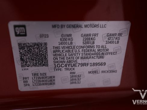 Used 2024 Chevrolet Silverado 3500 LTZ w/ LTZ Convenience Package image 40