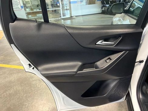 Used 2026 Chevrolet Equinox LT AWD/4WD image 24