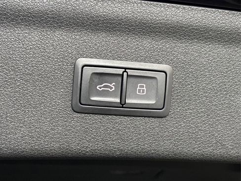 Used 2016 Audi Q3 2.0T Prestige w/ Prestige Package image 14