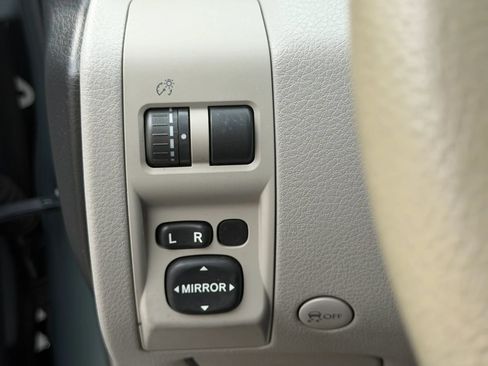Used 2010 Subaru Forester 2.5X AWD/4WD image 20