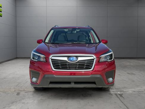 Used 2021 Subaru Forester Premium AWD/4WD image 2