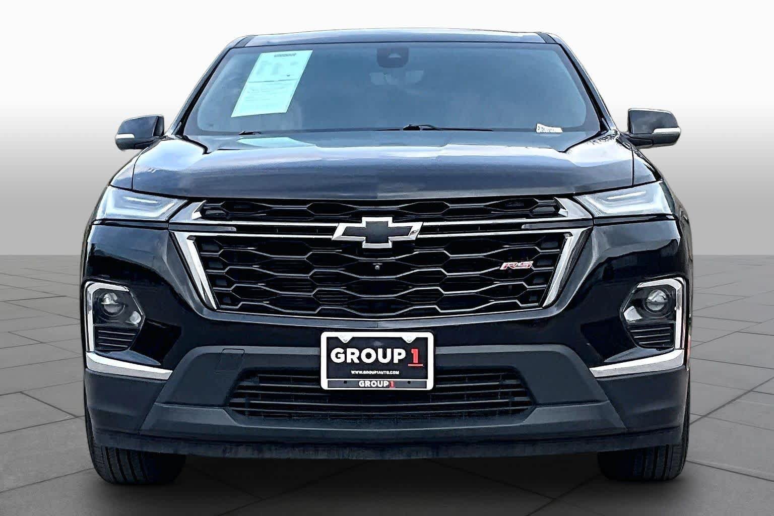 Used 2023 Chevrolet Traverse RS FWD image 4