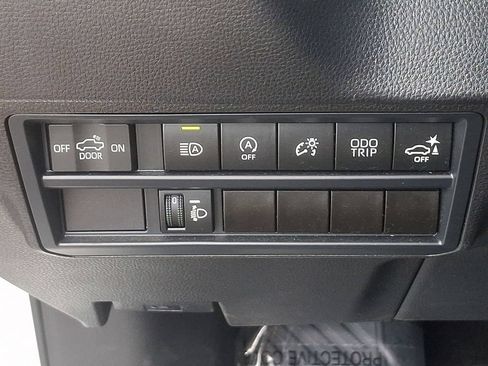 Used 2024 Toyota Tundra SR5 w/ SR5 Convenience Package AWD/4WD image 25