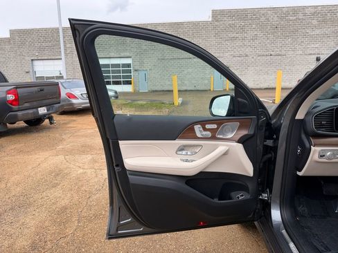 Certified 2025 Mercedes-Benz GLE 350 4MATIC image 15