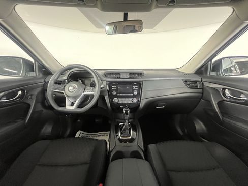 Used 2017 Nissan Rogue S image 13