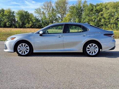 Used 2024 Toyota Camry LE image 23