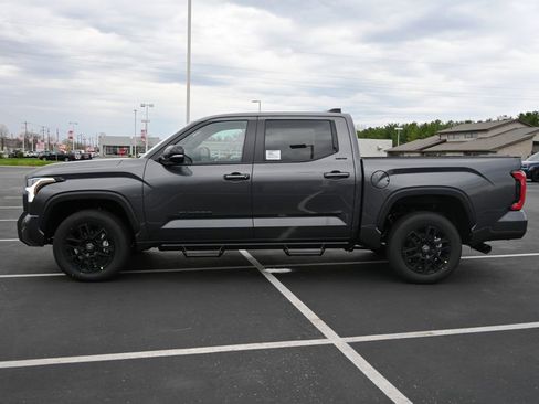 New 2026 Toyota Tundra Limited AWD/4WD image 4