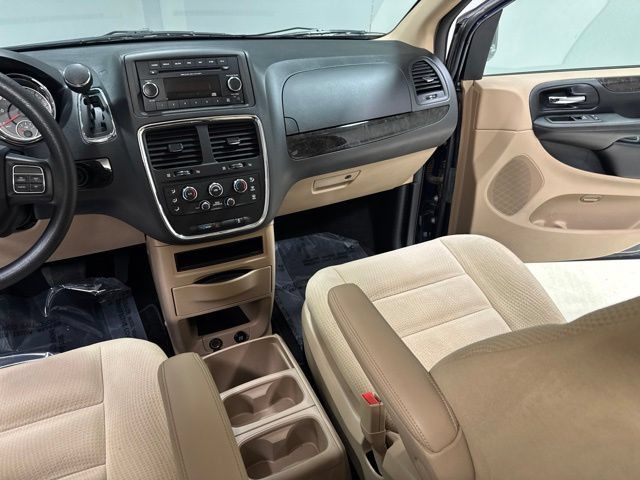 Used 2016 Dodge Grand Caravan SE w/ Quick Order Package 29E SE FWD image 20