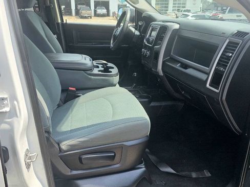 Used 2018 RAM 2500 Tradesman w/ Chrome Appearance Group AWD/4WD image 16