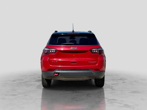 Used 2018 Jeep Compass Trailhawk w/ Cold Weather Group AWD/4WD image 5