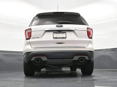 Used 2019 Ford Explorer Limited w/ Class III Trailer Tow Package FWD image 27