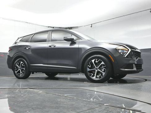 Used 2024 Kia Sportage EX FWD image 30