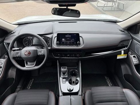 New 2026 Nissan Rogue SV AWD/4WD image 14