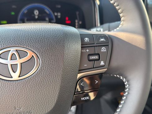 New 2026 Toyota Camry SE FWD image 22