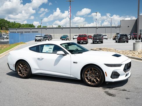 New 2026 Ford Mustang GT RWD image 11