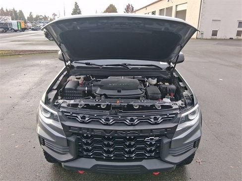 Used 2022 Chevrolet Colorado ZR2 image 17