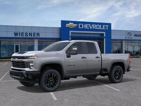 New 2026 Chevrolet Silverado 2500 Custom image 2