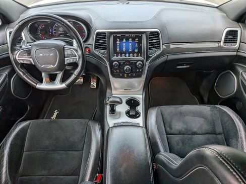 Used 2014 Jeep Grand Cherokee SRT AWD/4WD image 16
