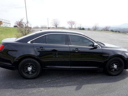 Used 2013 Ford Taurus Police Interceptor AWD image 8